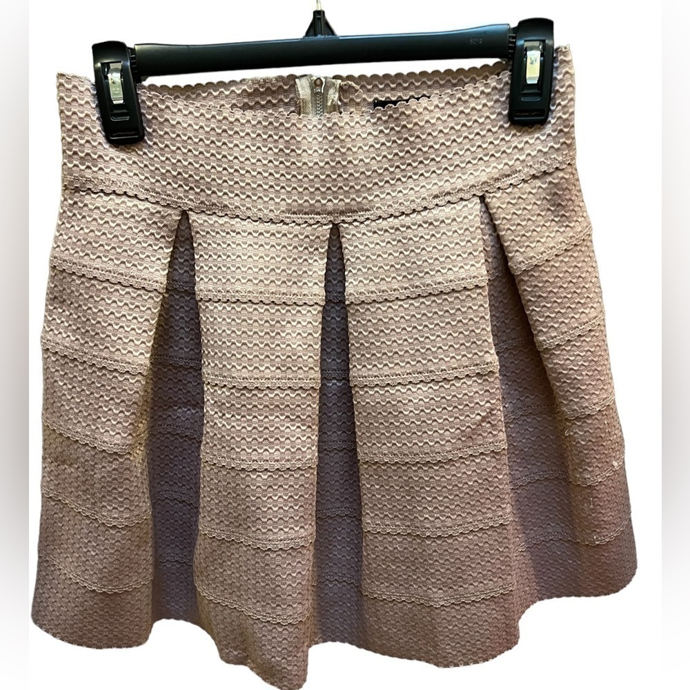 Honey Punch Mauve purple A line skater skirt size Large pleated scalloped style - Picture 7 of 9